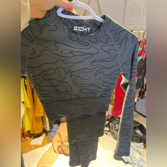 Echt womens gym suit - Picture 2 of 3